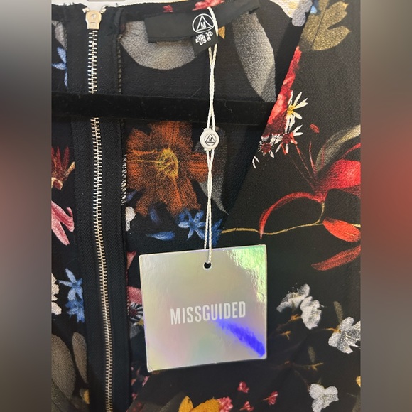 Blouse - Picture 2 of 3